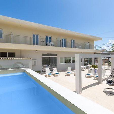 Melina Oasis Boutique Hotel カシオピ エクステリア 写真