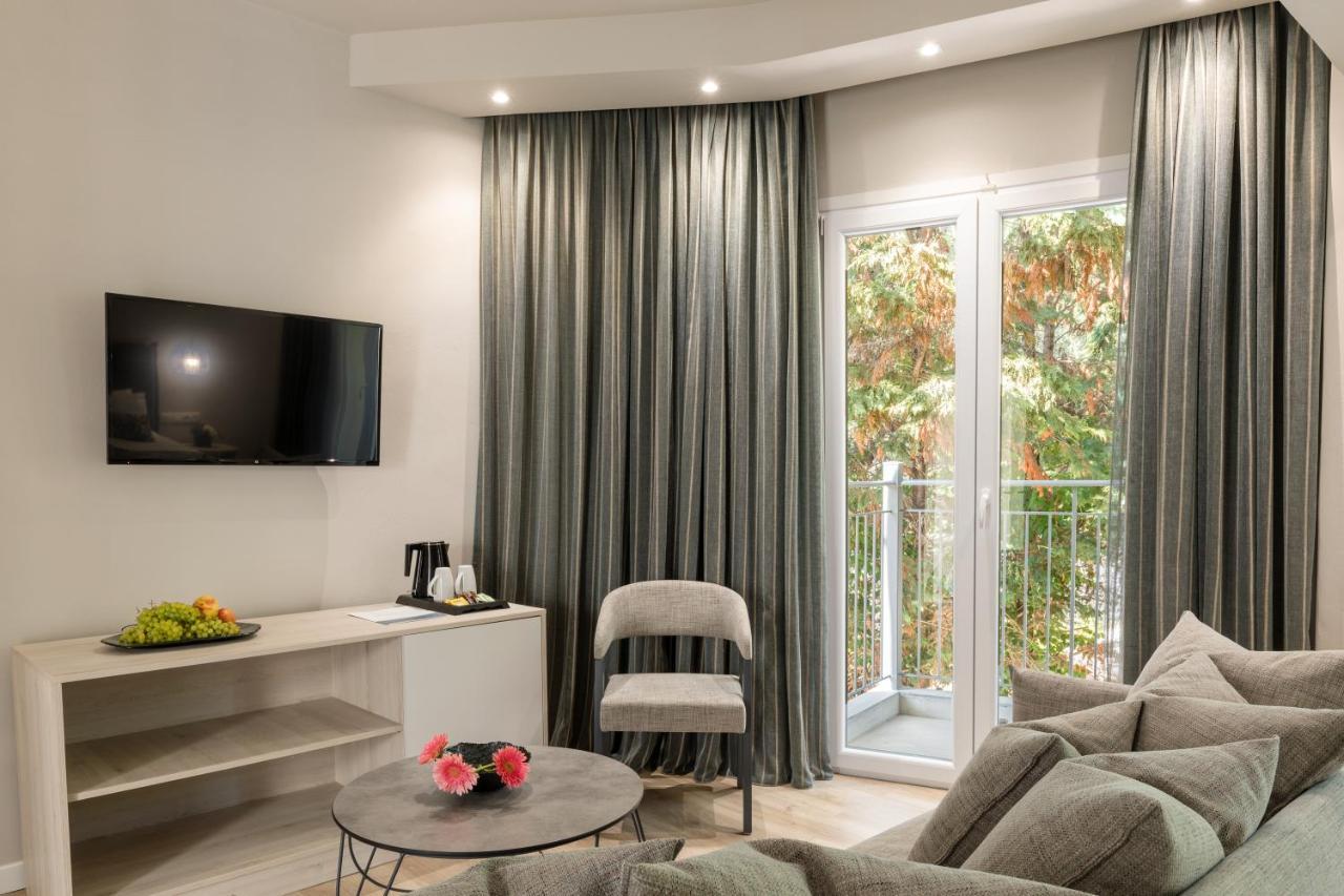 Melina Oasis Boutique Hotel カシオピ エクステリア 写真