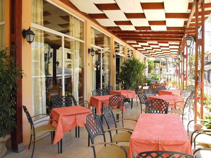 Melina Oasis Boutique Hotel カシオピ エクステリア 写真